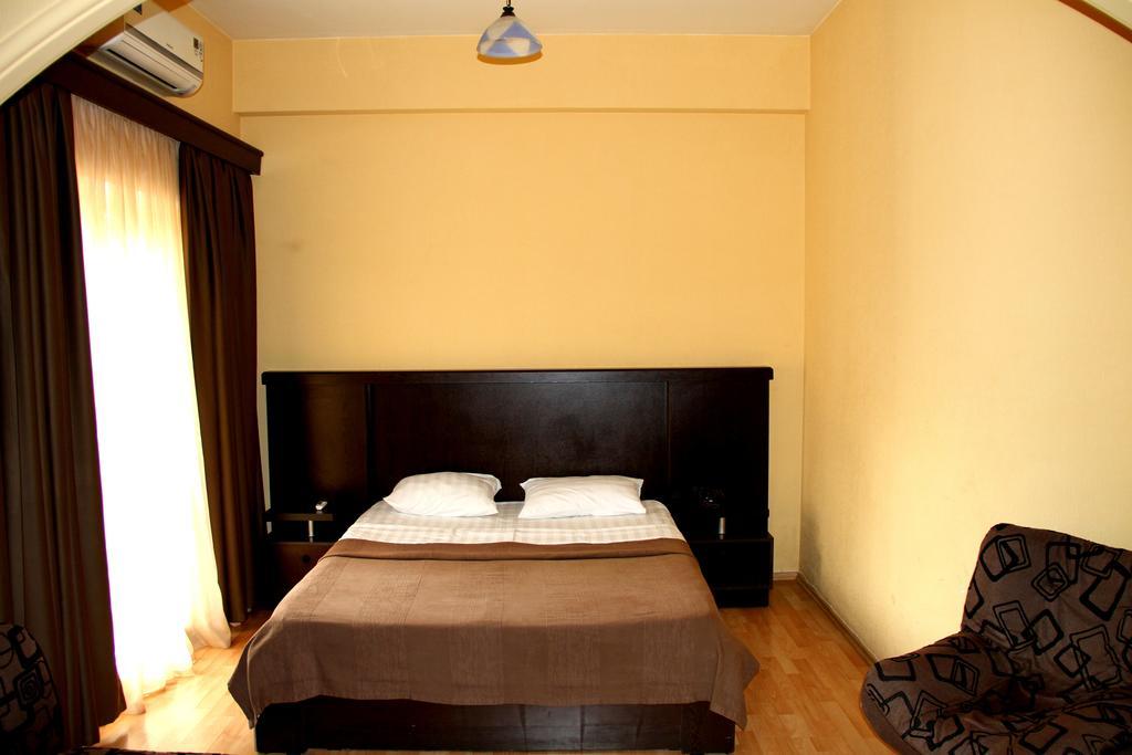 Avenue Hotel 第比利斯 客房 照片