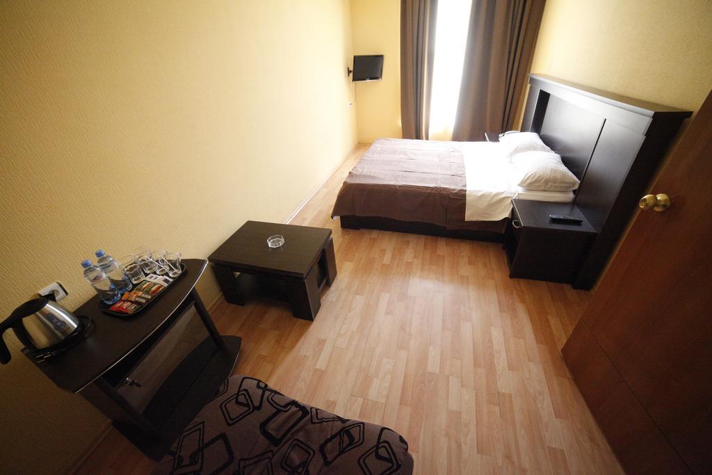 Avenue Hotel 第比利斯 客房 照片