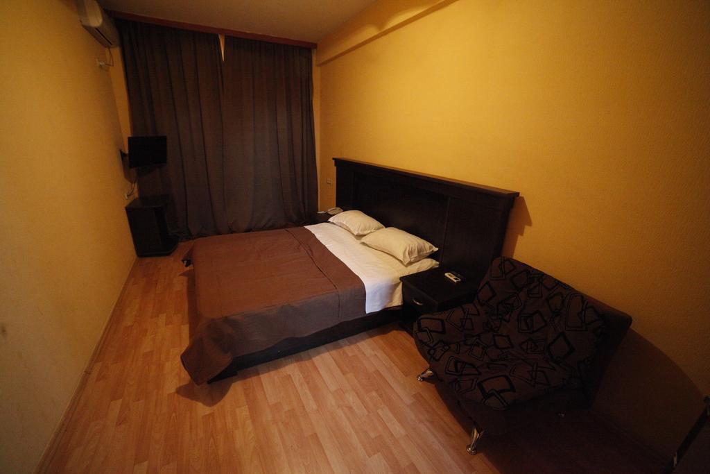 Avenue Hotel 第比利斯 客房 照片